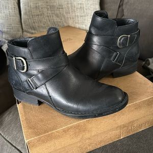 Born Chavel Boots